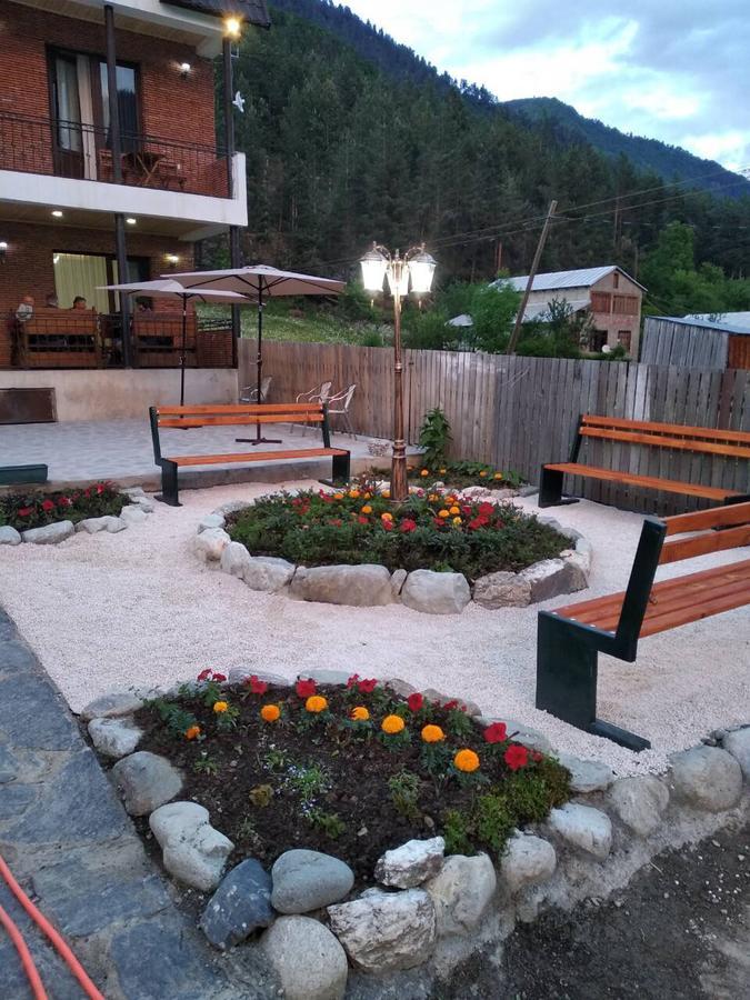 Shumeri Hotel Mestia Kültér fotó